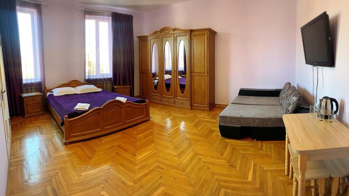 Mini-Hotel Sakvoyage Chernivtsi Exterior photo